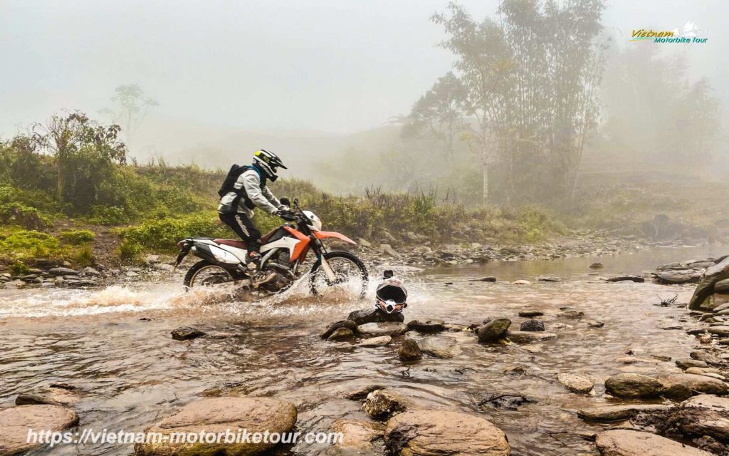 Amazing North-West motorbike tour to Sapa VIETNAM OFF ROAD MOTORBIKE TOUR TO SAPA 2 1024x640 - Amazing North-West motorbike tour to Sapa