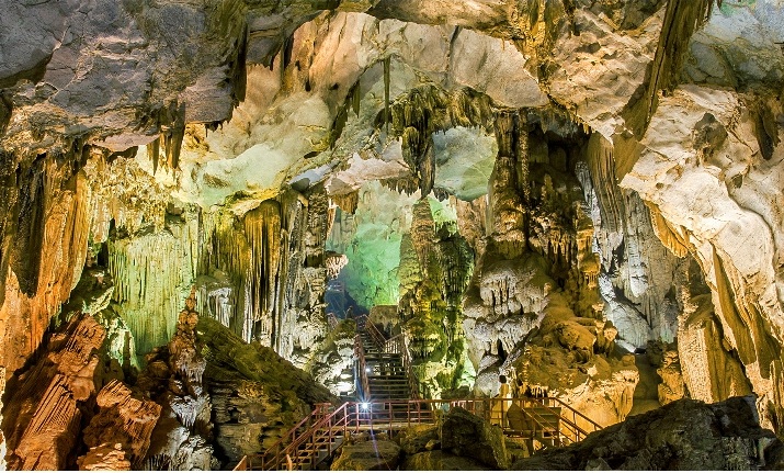 SPECTACULAR TIEN SON CAVE tien son cave 2 1 - SPECTACULAR TIEN SON CAVE