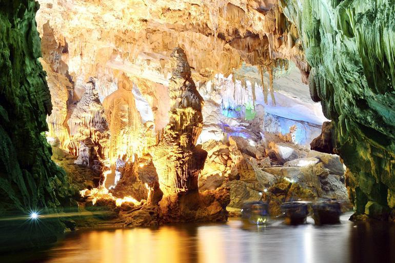 SPECTACULAR TIEN SON CAVE tien son cave 3 - SPECTACULAR TIEN SON CAVE