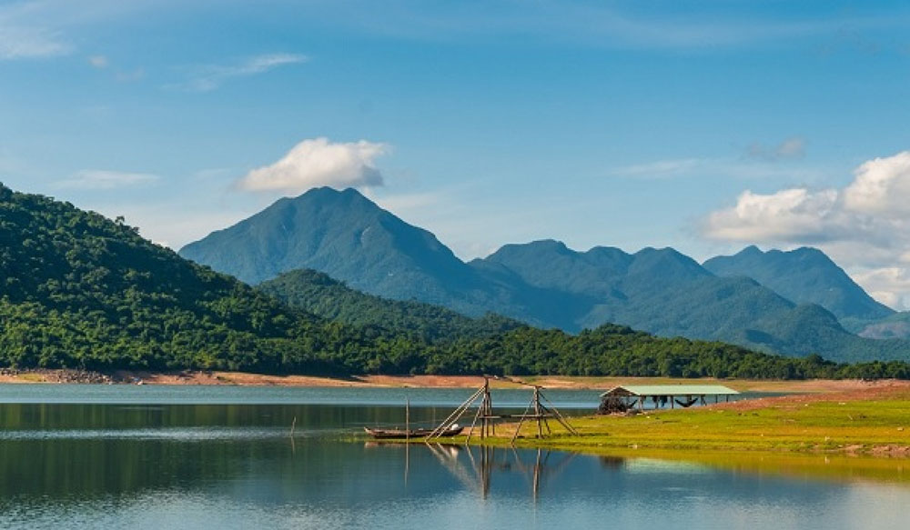 Nui Coc Lake in Thai Nguyen Province