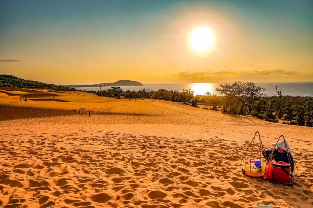 Mui Ne Cape - A gracefully seductive sea cape mui ne sand dune 1024x681 - Mui Ne Cape - A gracefully seductive sea cape