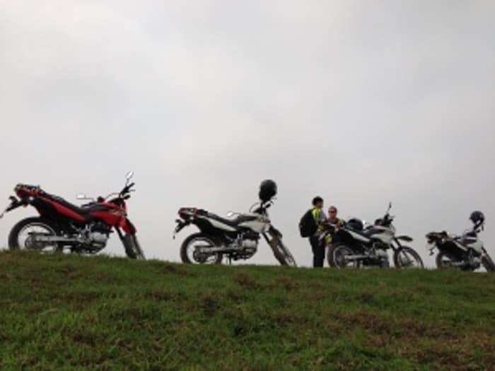 PRETTY HANOI MOTORBIKE TOUR TO DUONG LAM ANCIENT VILLAGE Motorbike Tour to Duong Lam - PRETTY HANOI MOTORBIKE TOUR TO DUONG LAM ANCIENT VILLAGE