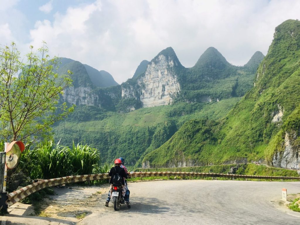 VIETNAM MOTORBIKE LOOP TOUR VIA HAGIANG, DONG VAN Ha giang motorbike tour to ma pi leng pass e1571280204280 - VIETNAM MOTORBIKE LOOP TOUR VIA HAGIANG, DONG VAN