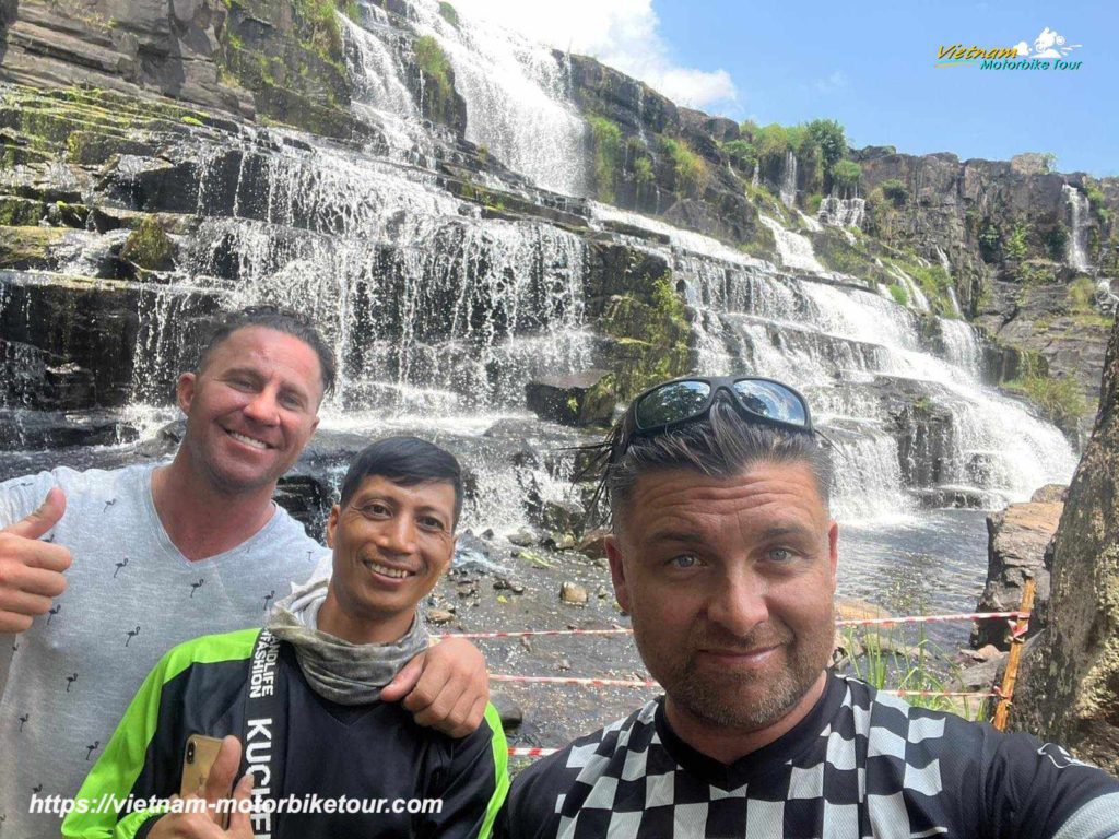 STYLIST DA LAT MOTORBIKE TOUR TO MUI NE BEACH ho chi minh motorbike tours to dalat 4 1024x768 - STYLIST DA LAT MOTORBIKE TOUR TO MUI NE BEACH