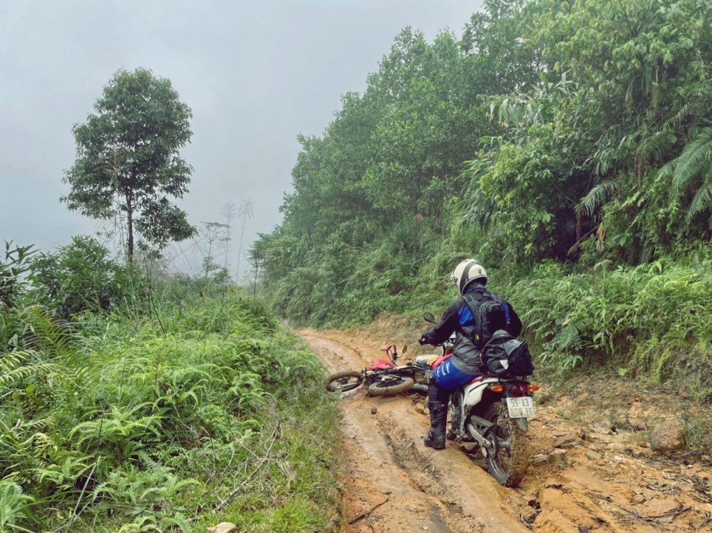 mai chau motorbike tour to phu yen son la 1024x767 - Tremendous Northwest Vietnam motorbike tour to Sapa, train back