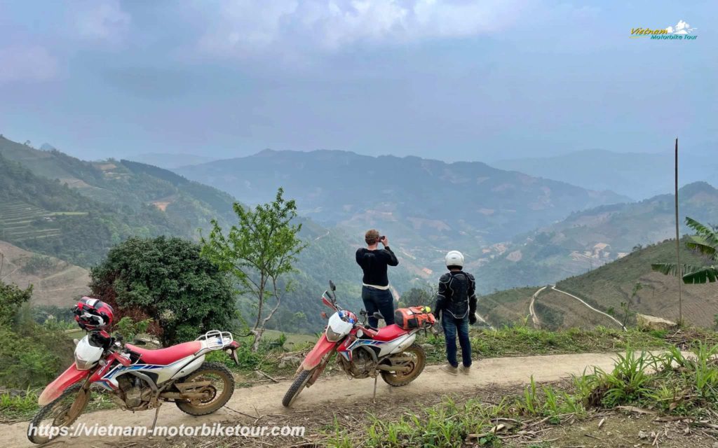 Brilliant Sapa Tour By Train and Motorbike vietnam offroad motorcycle tour to ba be lake 1 1024x640 - Brilliant Sapa Tour By Train and Motorbike