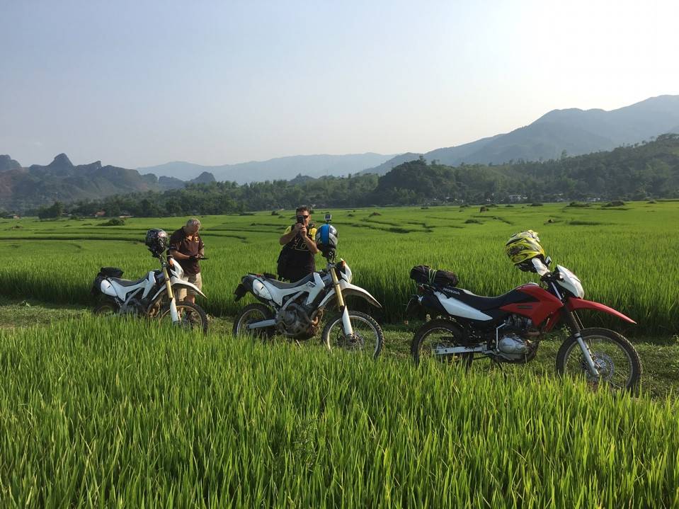 ELEPHANTINE HANOI TO LUANG PRABANG MOTORBIKE TOUR – 12 DAYS z652329081486 924160462d43ae1256609aef1ac6fc30 - ELEPHANTINE HANOI TO LUANG PRABANG MOTORBIKE TOUR – 12 DAYS