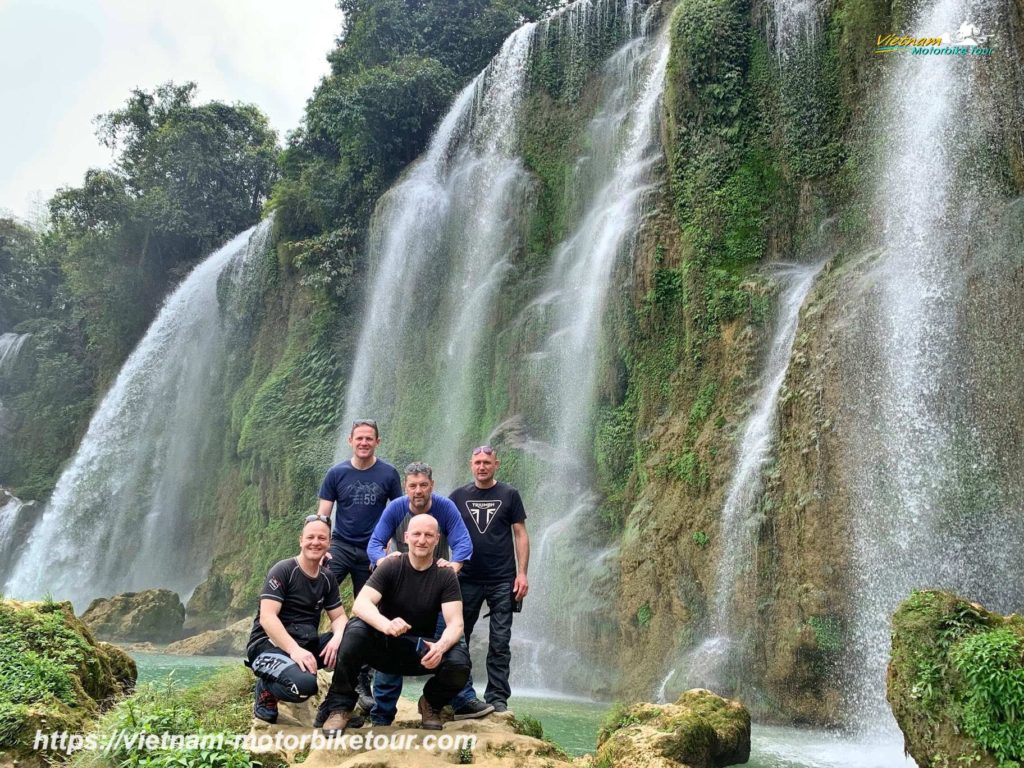 vietnam motorbike tour to ban gioc waterfall cao bang 3 1024x768 - Intrepid Northeast Vietnam Motorbike Tour - 7 Days