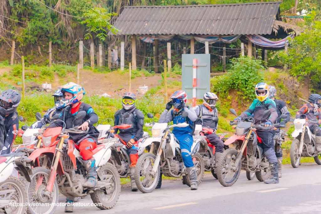 Mind-blowing Northern Vietnam Off-road Motorbike Tour To Bac Son, Ta Xua, Pu Luong - 14 Days MOTORCYCLE TOUR TO BA BE NATIONAL PARK 1 1024x684 - Mind-blowing Northern Vietnam Off-road Motorbike Tour To Bac Son, Ta Xua, Pu Luong - 14 Days