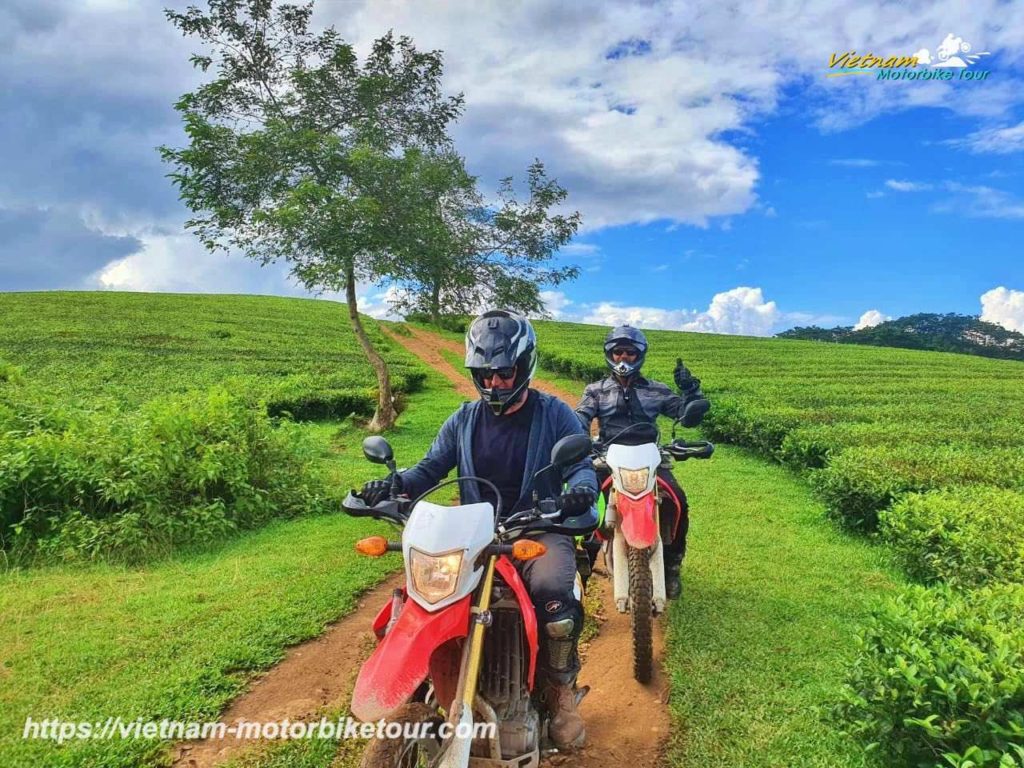 Stunning Northwest Vietnam Dirt Bike Tour to Ta Xua, Mu Cang Chai, Sapa Vietnam Offroad Motorbike Tour via Mai Chau 6 1024x768 - Stunning Northwest Vietnam Dirt Bike Tour to Ta Xua, Mu Cang Chai, Sapa