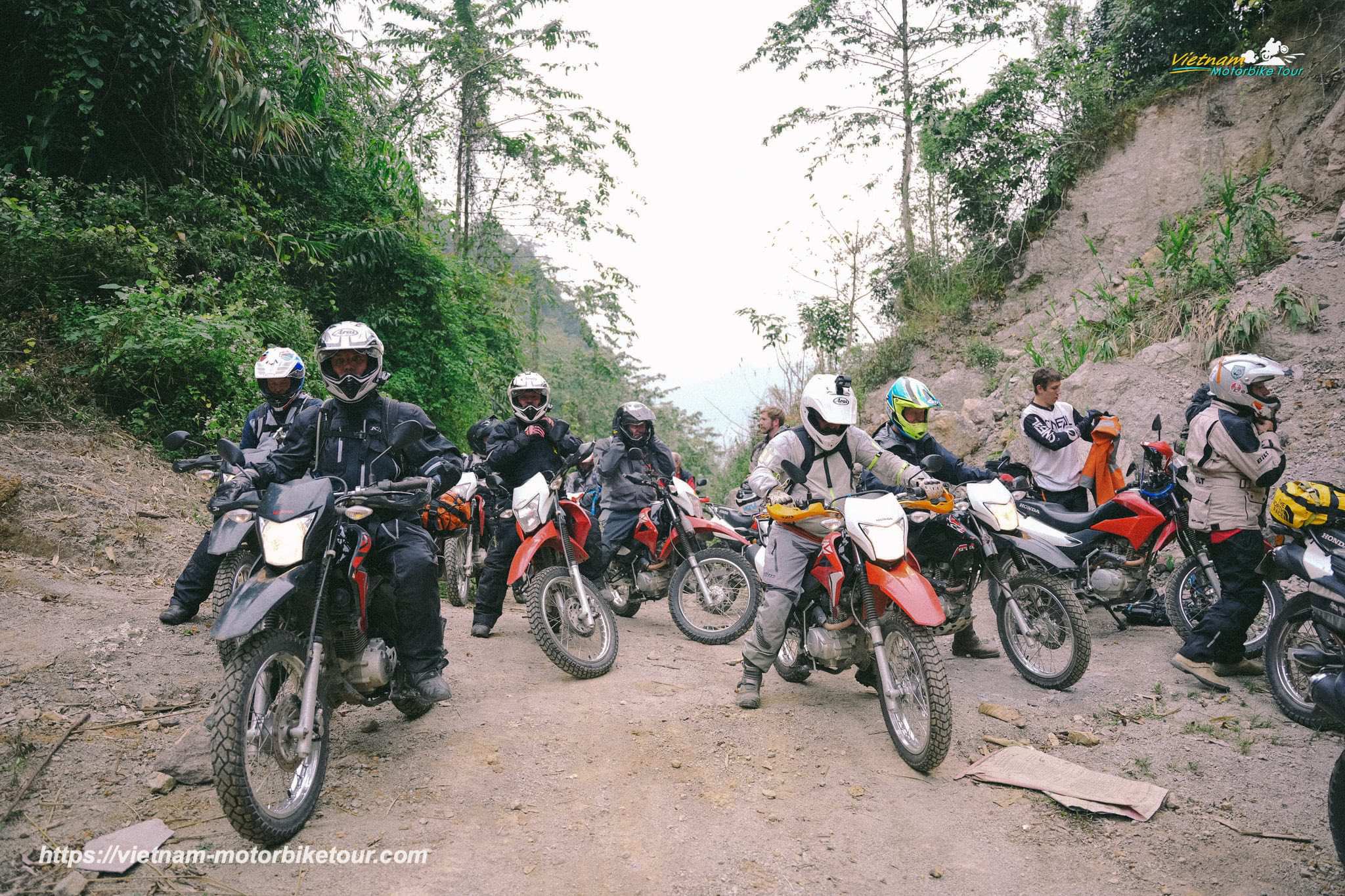 3-Day Northwest Vietnam Motorbike Tour to Ta Xua and Mai Chau Vietnam Offroad Motorbike Tour via Mai Chau 9 - 3-Day Northwest Vietnam Motorbike Tour to Ta Xua and Mai Chau