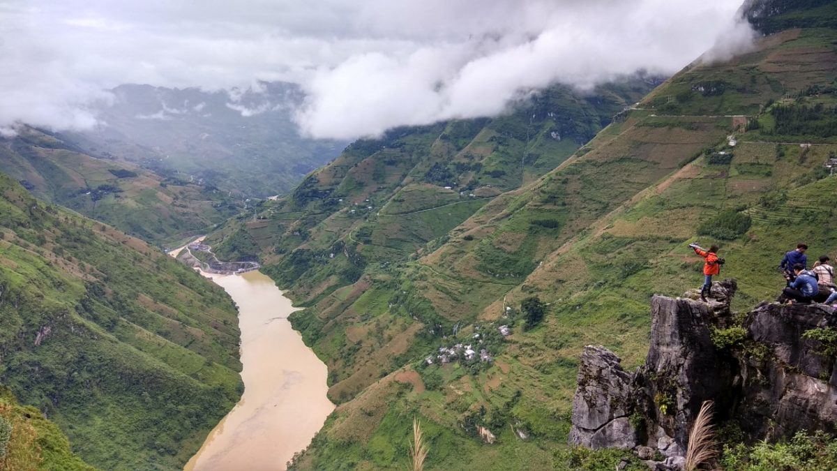 How to plan a motorcycle tour from Hanoi to Ha Giang?