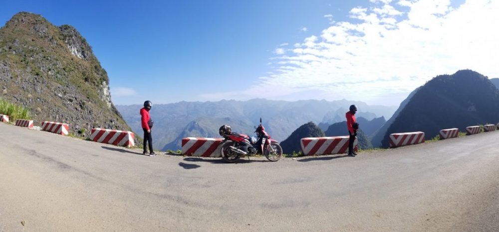 Hanoi – Ha Giang 3 nights 4 days happiness road ma pi leng pass e1572863169177 - Hanoi – Ha Giang 3 nights 4 days