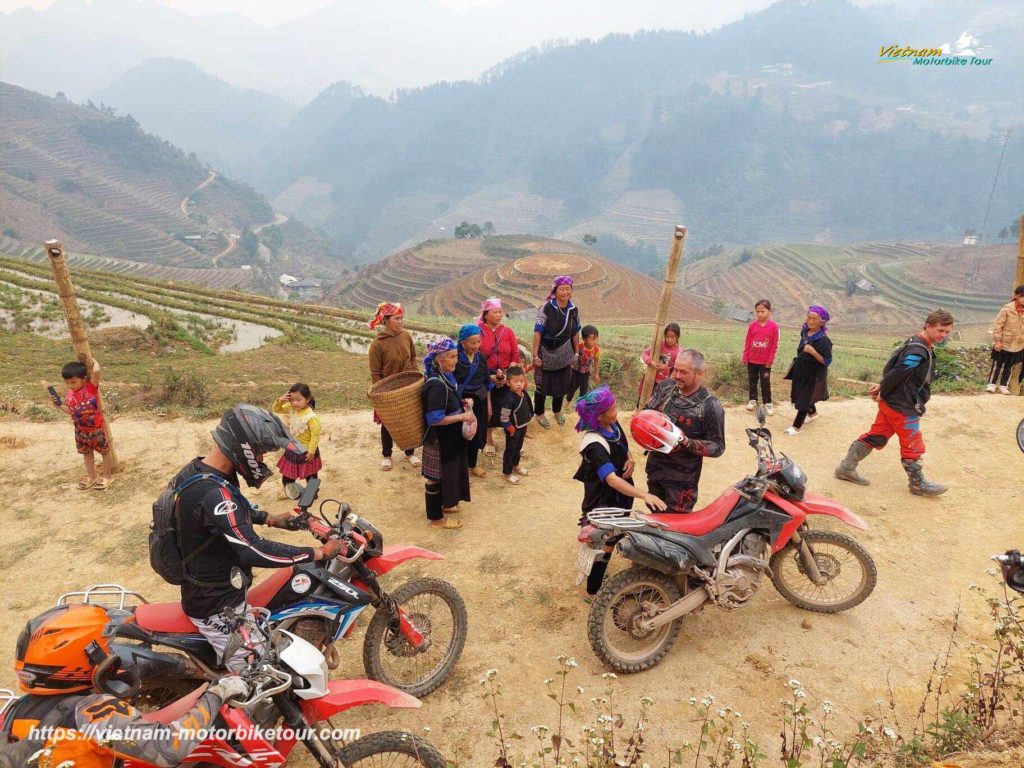 Sensational Northwest Vietnam motorbike tour to Mu Cang Chai and Sapa VIETNAM MOTORCYCLE TOURS TO NGOC CHIEN MUONG LA 2 1024x768 - Sensational Northwest Vietnam motorbike tour to Mu Cang Chai and Sapa