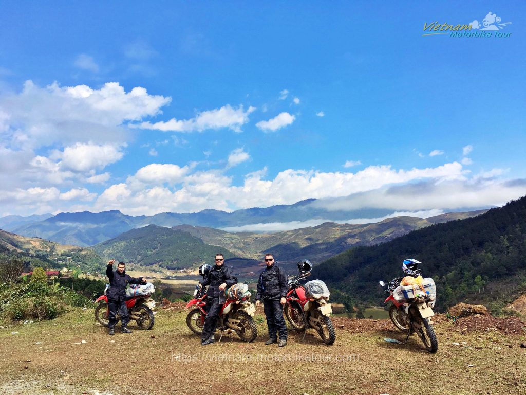 Breathtaking Ha Giang Group Motorbike Loop Tour to Quan Ba, Yen Minh, Dong Van Ha Giang Group Motorbikes Loop Tour 1 1024x768 - Breathtaking Ha Giang Group Motorbike Loop Tour to Quan Ba, Yen Minh, Dong Van