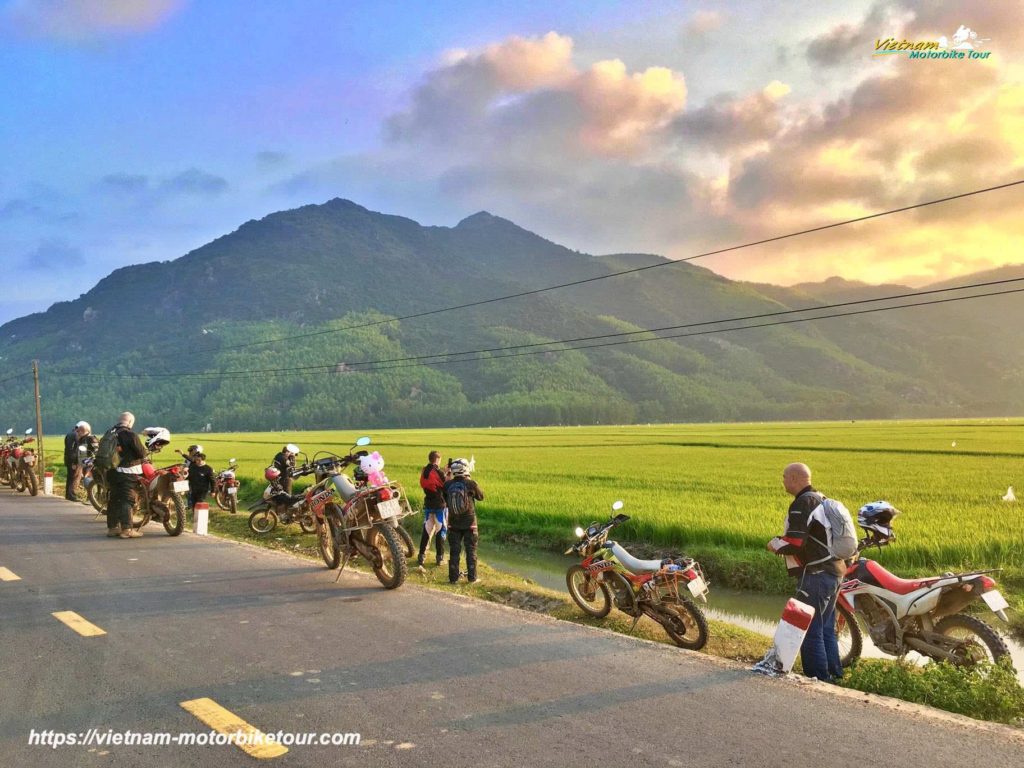Fairytale Vietnam Motorbike Tour from Hanoi to Saigon via Ho Chi Minh Trails vietnam motorbike tour to pu luong 8 1024x768 - Fairytale Vietnam Motorbike Tour from Hanoi to Saigon via Ho Chi Minh Trails