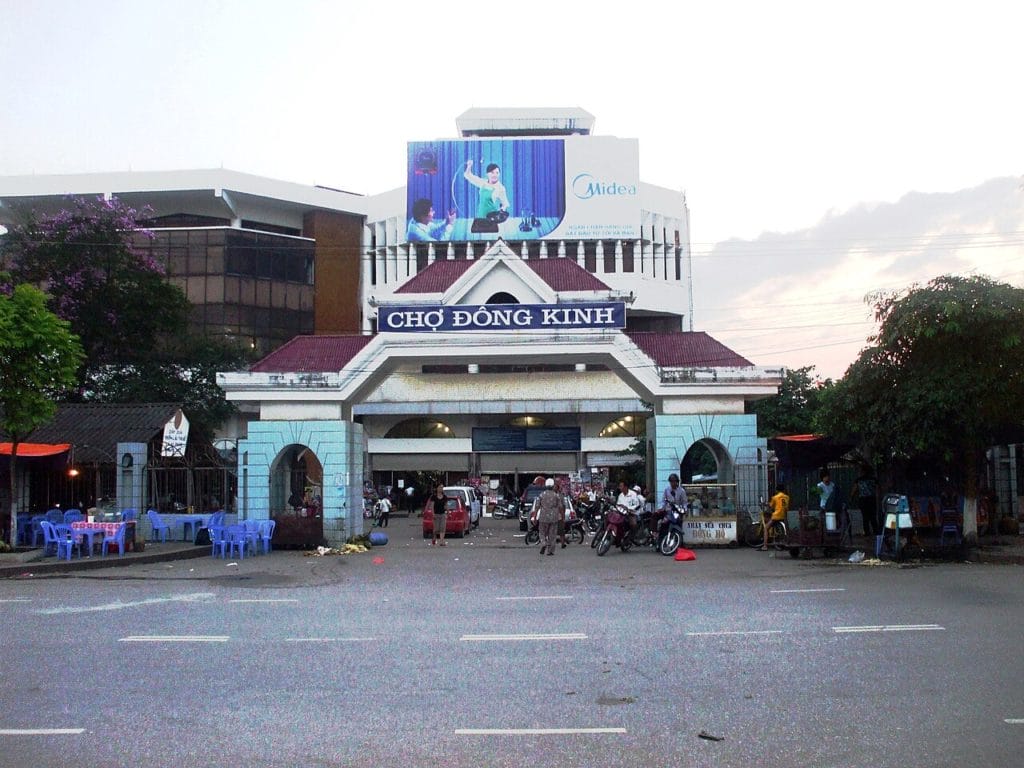 Dong Kinh Market 1024x768 - Northeast Vietnam Motorbike Tour To Ban Gioc Waterfall And Halong Bay