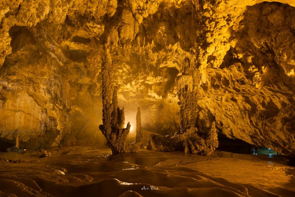 nguom ngao cave 1024x684 - Northeast Vietnam Motorbike Tour To Ban Gioc Waterfall And Halong Bay