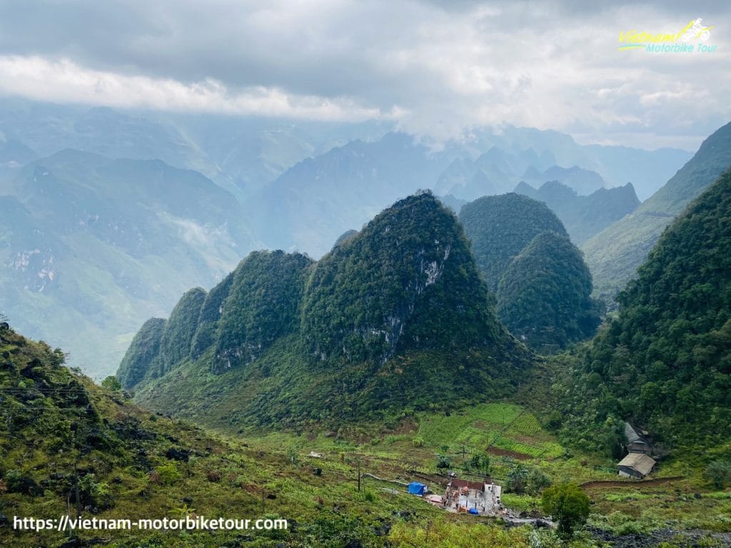 Hanoi Loop Motorcycle Tour To Ha Giang – Everything You Need Know Before You Go ha giang loop motorbike tour 1 1024x768 - Hanoi Loop Motorcycle Tour To Ha Giang – Everything You Need Know Before You Go