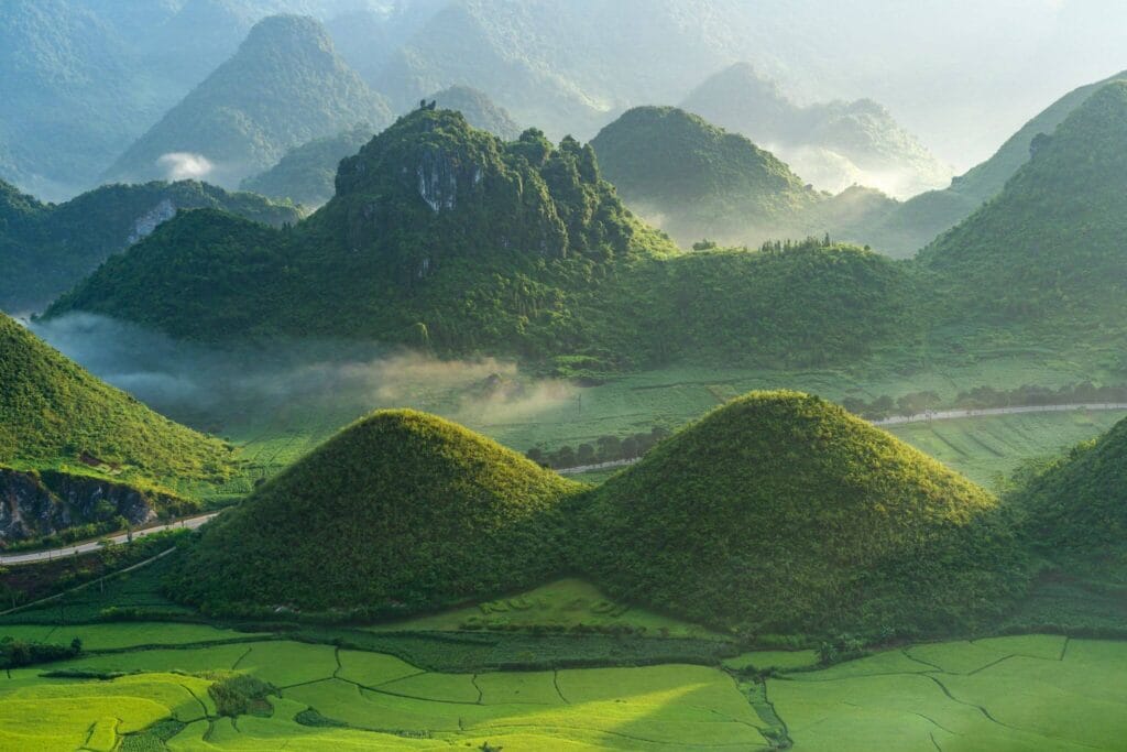 the-best-time-to-ride-motorbike-from-hanoi-to-ha-giang the-best-time-to-ride-motorbike-from-hanoi-to-ha-giang