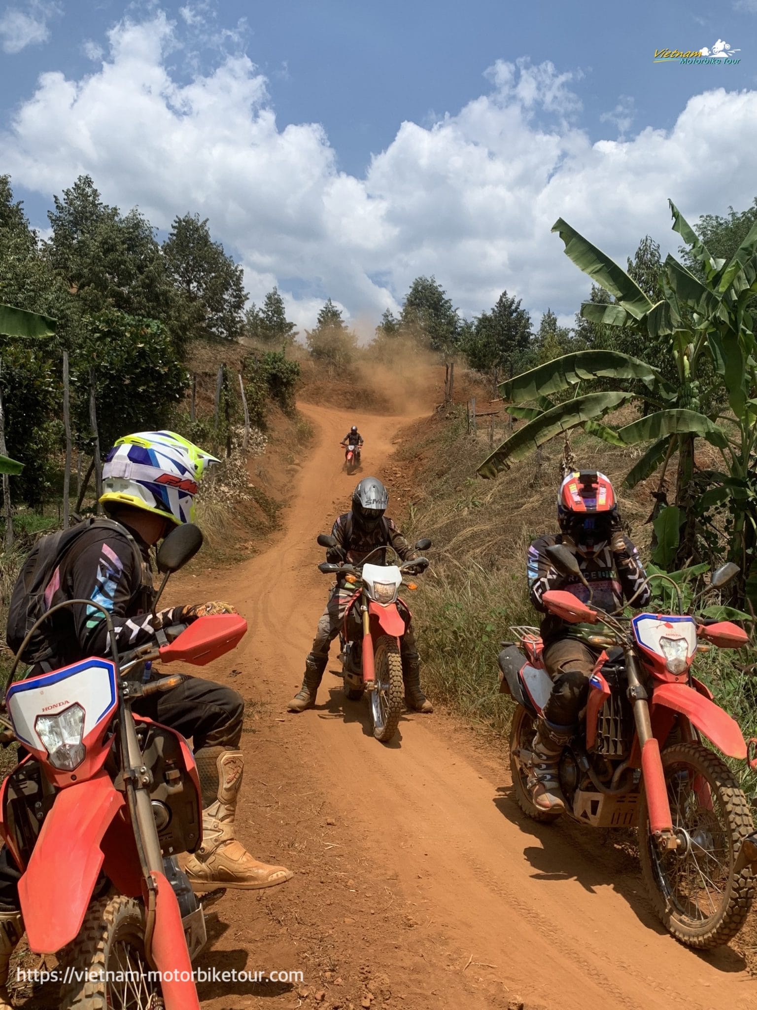 Vietnam Dirt Bike Tours through the Central Highlands: Kon Tum, Buon Ma Thuot & Da Lat Saigon Motorcycle Tour to Central Highlands Hoi An Via Ho Chi Minh Trails and Coastline 4 - Vietnam Dirt Bike Tours through the Central Highlands: Kon Tum, Buon Ma Thuot & Da Lat