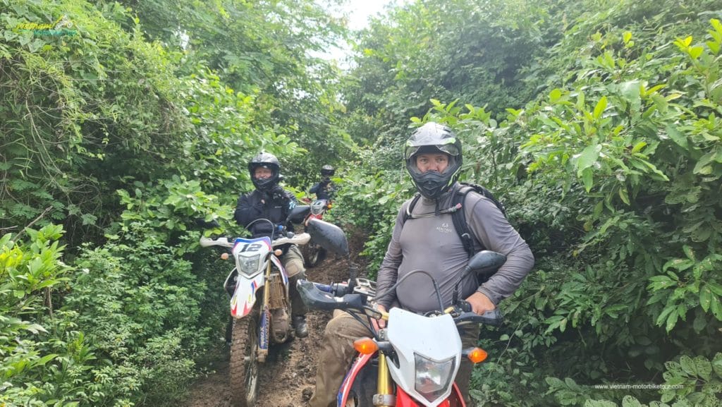 2-day-cambodia-motorcycle-tour-from-siem-reap 2-day-cambodia-motorcycle-tour-from-siem-reap