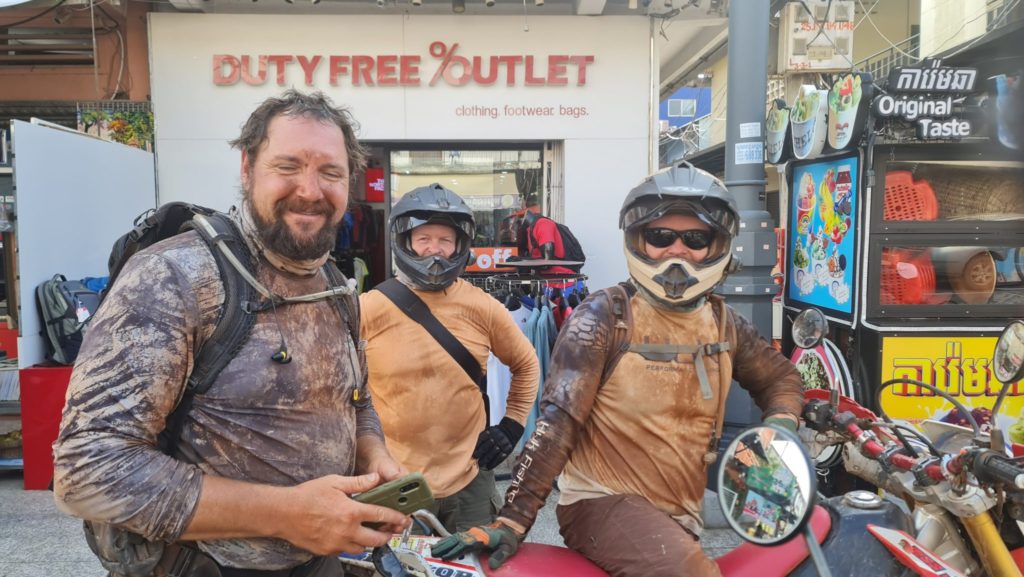6 day phnom penh to siem reap offroad motorbike tour 1024x577 - Mesmerizing Dirt Bike Tour to Phnom Penh, Kampong Thom, Battambang and Siem Reap