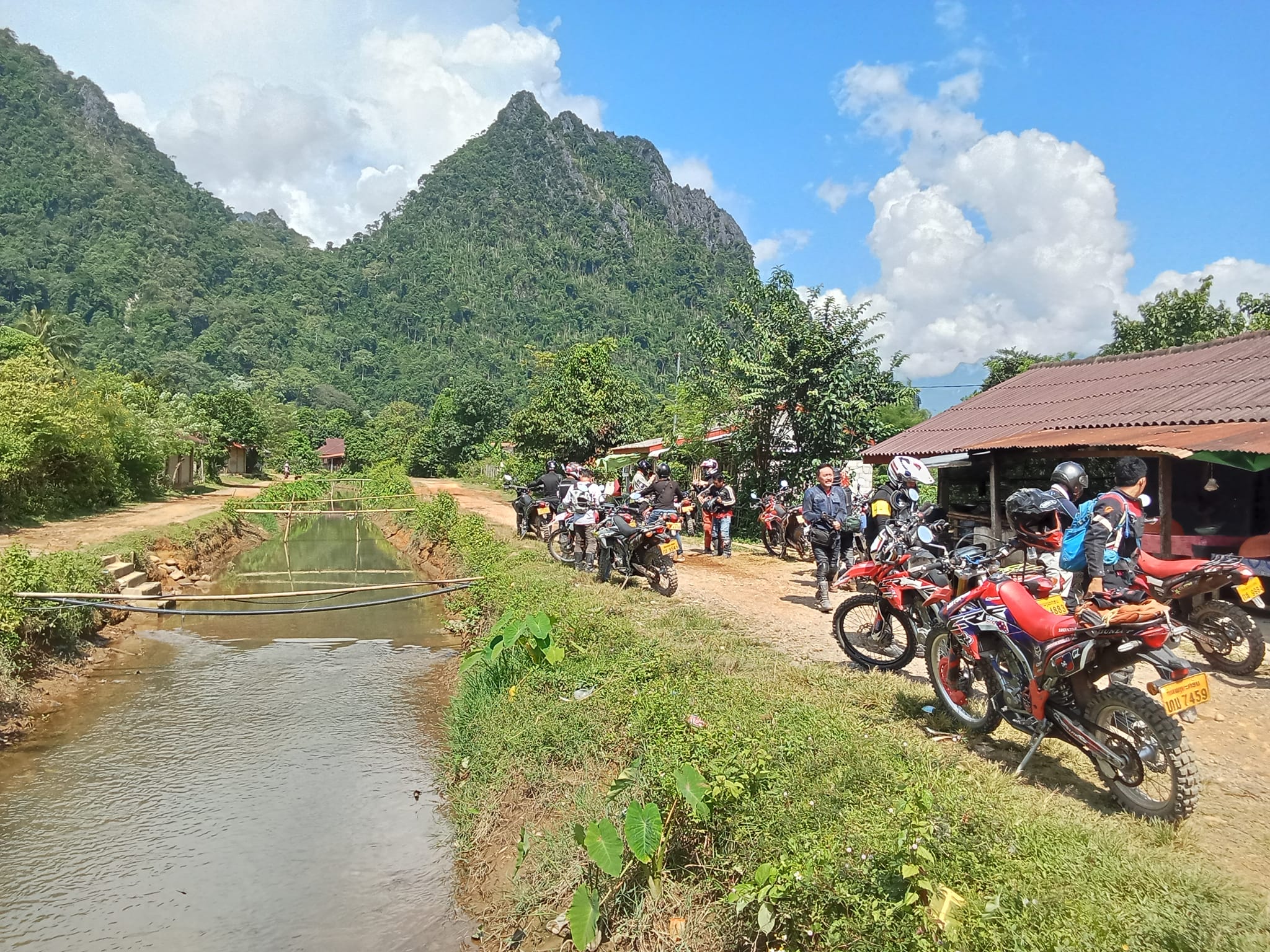 BRILLIANT LUANG PRABANG MOTORBIKE TOUR VIA VANG VIENG AND PHOUKONE - 4 DAYS Thrilling Vientiane Motorbike Tour to Vang Vieng 7 - BRILLIANT LUANG PRABANG MOTORBIKE TOUR VIA VANG VIENG AND PHOUKONE - 4 DAYS