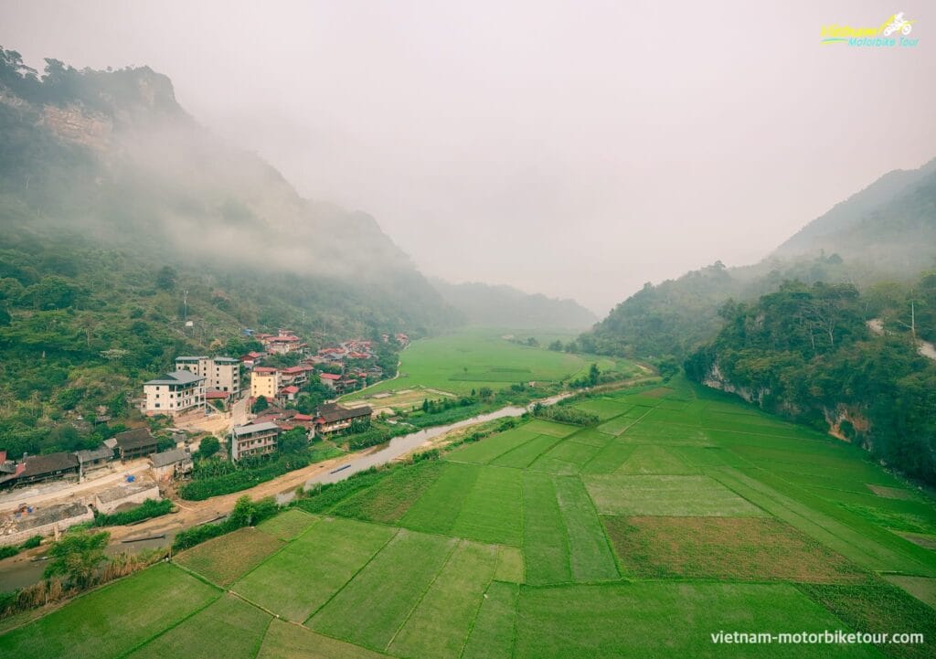 Vietnam Motorcycle Tour to Ba Be Lake: A Scenic Ride Through Vietnam’s Hidden Paradise Ba Be Lake Vietnam Tour 3 1024x721 - Vietnam Motorcycle Tour to Ba Be Lake: A Scenic Ride Through Vietnam’s Hidden Paradise