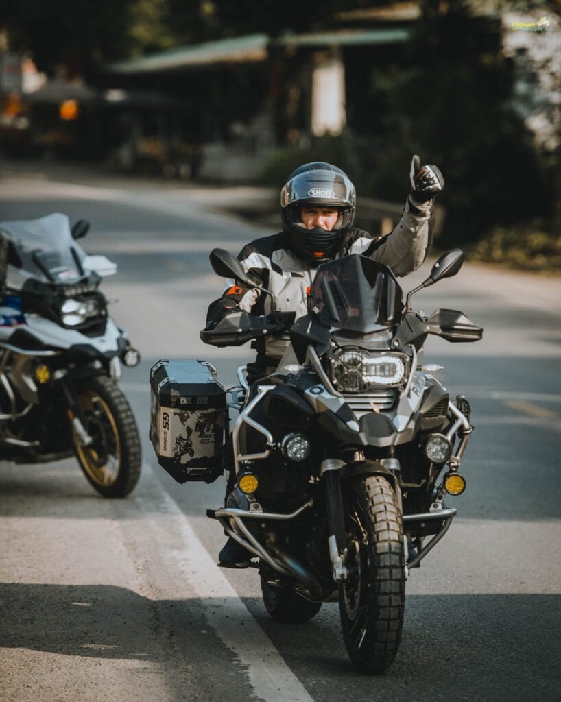 rugged-northern-vietnam-adv-motorbike-adventure-to-ha-giang-ban-gioc-waterfall-hidden-lakes rugged-northern-vietnam-adv-motorbike-adventure-to-ha-giang-ban-gioc-waterfall-hidden-lakes