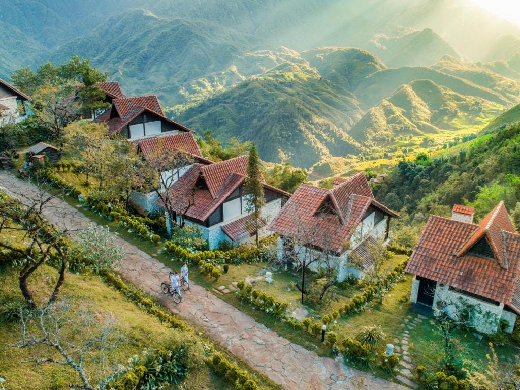 The Ultimate Guide to Accommodations in Northern Vietnam Resort in Sapa 2 - The Ultimate Guide to Accommodations in Northern Vietnam