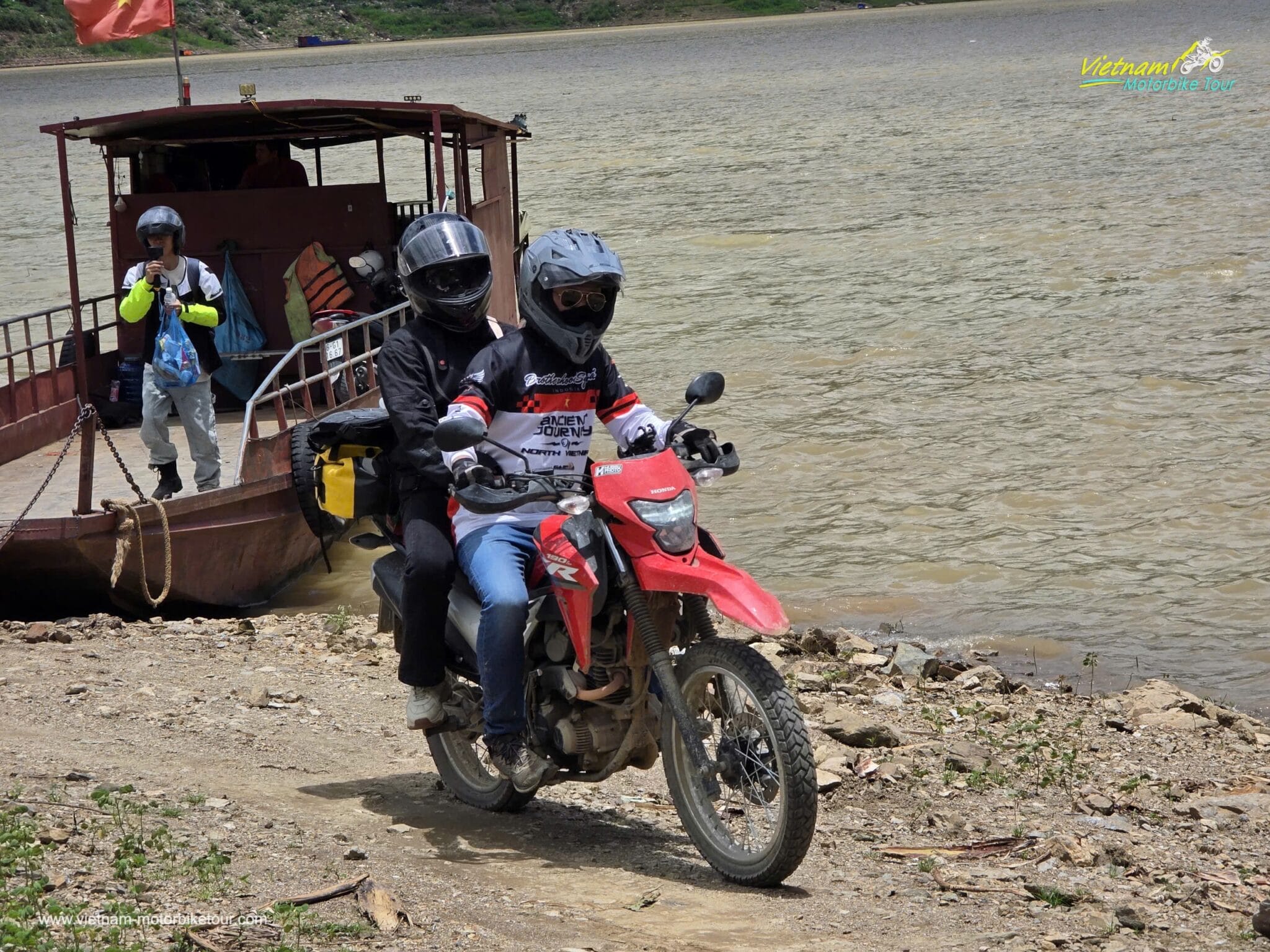 3-Day Northwest Vietnam Offroad Motorcycle Tour to Ta Xua via Bo Am Hot-Springs, Mai Chau, Tram Tau northwest vietnam dirt bike adventure to ta xua via van yen ferry 2 - 3-Day Northwest Vietnam Offroad Motorcycle Tour to Ta Xua via Bo Am Hot-Springs, Mai Chau, Tram Tau