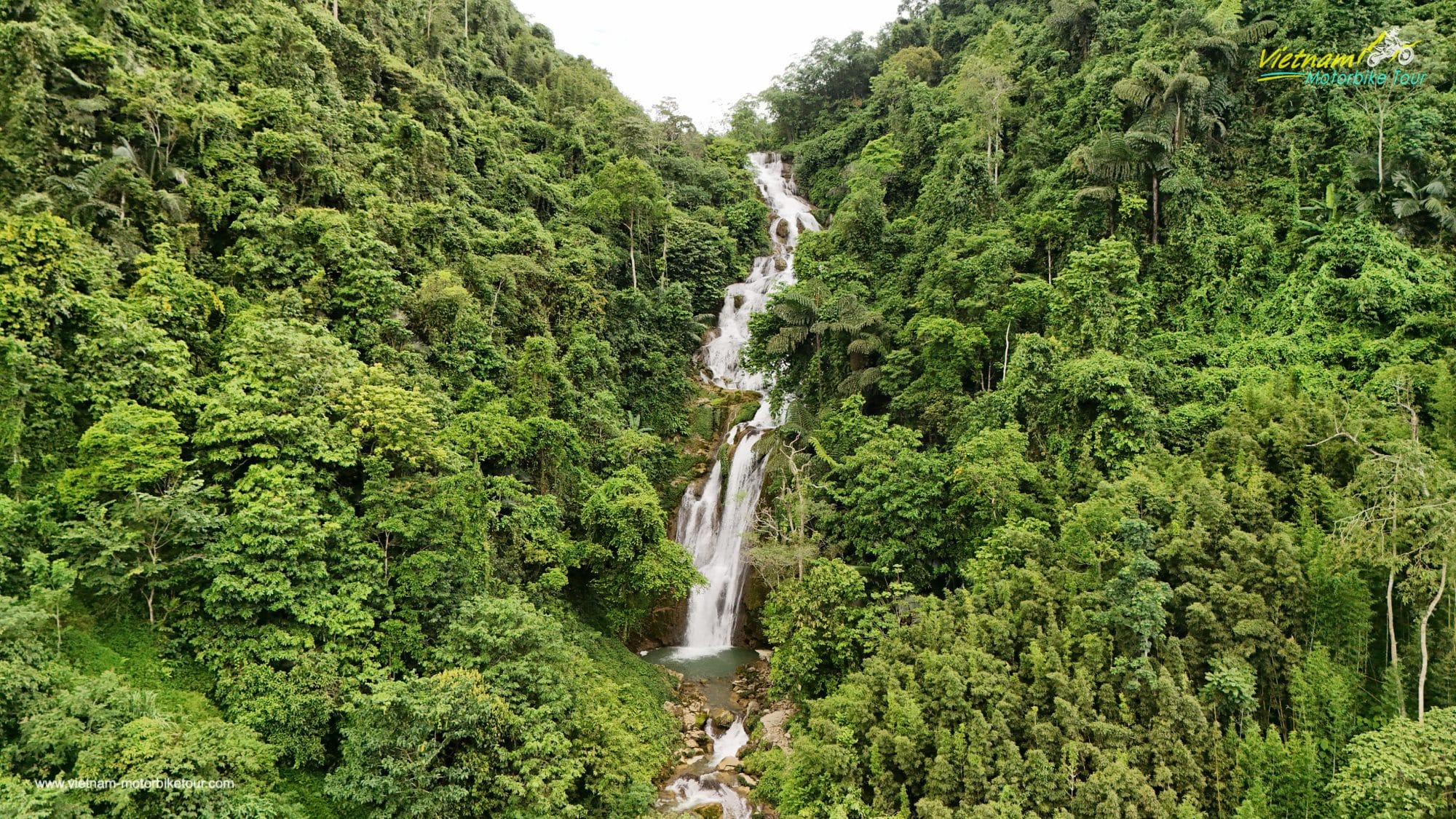 3-Day Northwest Vietnam Offroad Motorcycle Tour to Ta Xua via Bo Am Hot-Springs, Mai Chau, Tram Tau untouched northwest vietnam dirt bike adventure to ta xua via thung waterfall 4 - 3-Day Northwest Vietnam Offroad Motorcycle Tour to Ta Xua via Bo Am Hot-Springs, Mai Chau, Tram Tau